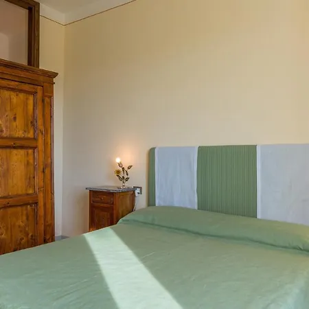Villa Casale Brolio 12&2, Emma